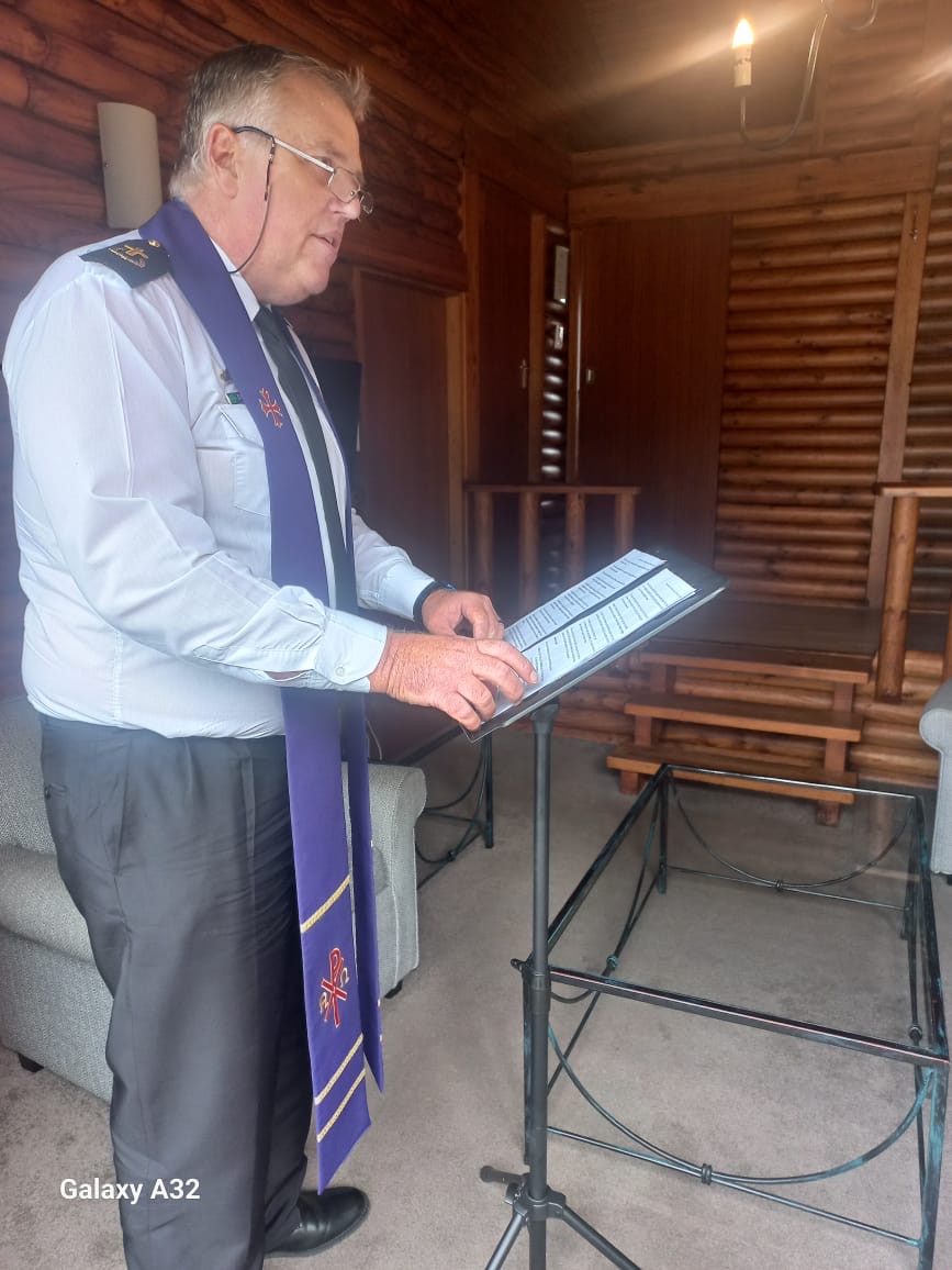Wedding ceremony by Dr. Gerrit Rademeyer in Warden