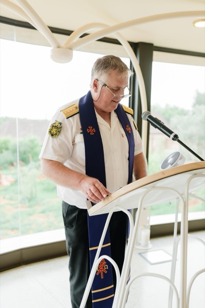 Wedding ceremony by Dr. Gerrit Rademeyer in Warden