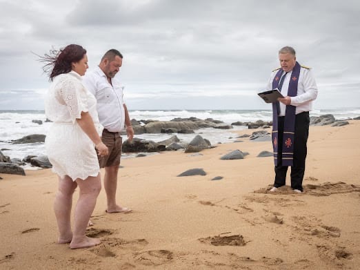 Wedding ceremony by Dr. Gerrit Rademeyer in Warden