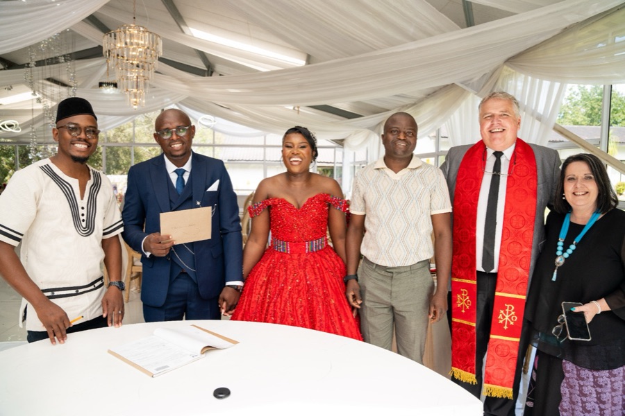 Wedding ceremony by Dr. Gerrit Rademeyer in Warden
