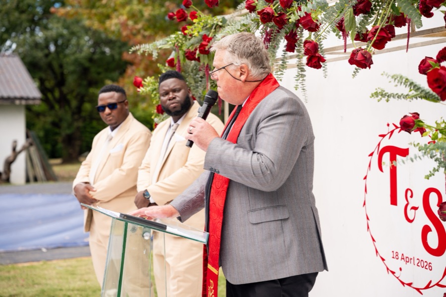 Wedding ceremony by Dr. Gerrit Rademeyer in Warden